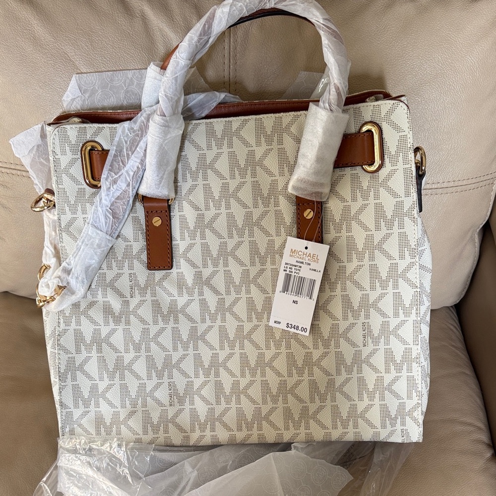 Michael Kors Signature White and Tan Tote - Picture 2 of 3